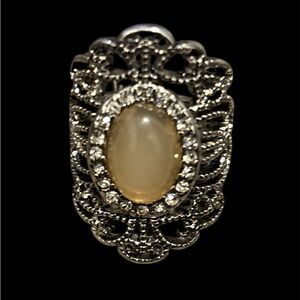 Add- on item - Vintage Avenue Fashion Ring